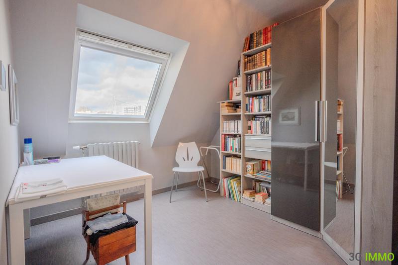 Maison traditionnelle - 148 m² - 6 pièces