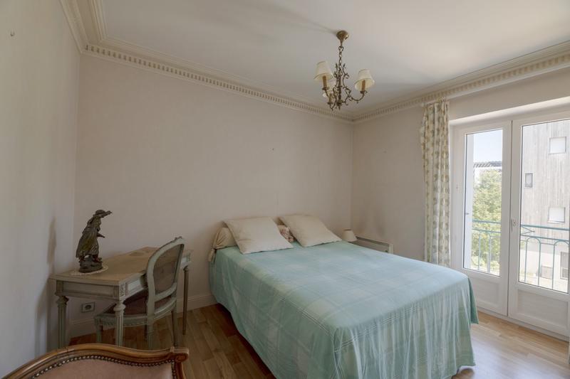 Maison - 224 m² - 7 pièces