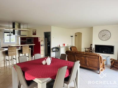 Maison - 120 m² - 4 pièces