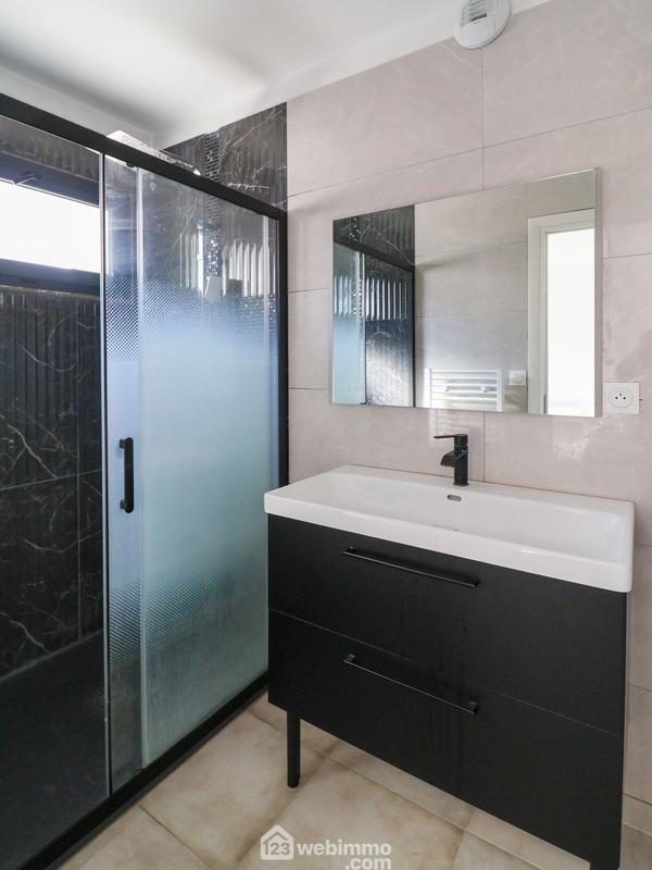 Villa - 141 m² - 5 pièces