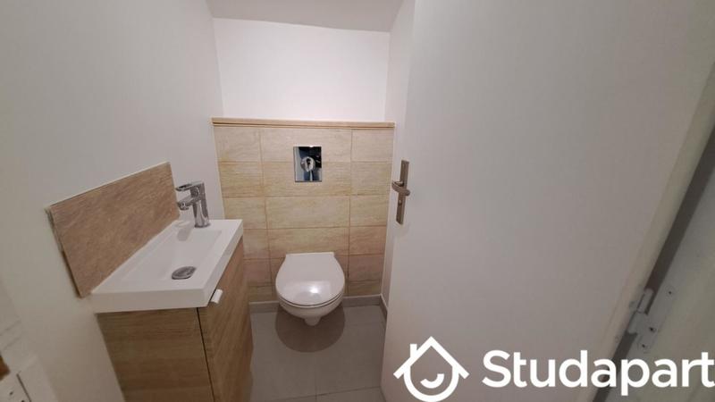 Chambre - 11 m² - 1 pièce