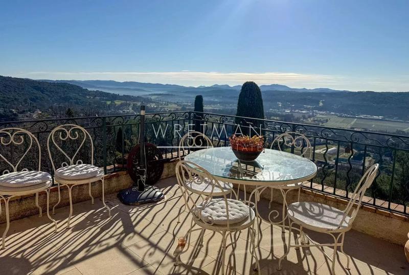 Appartement - 91 m² - 4 pièces