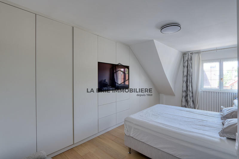 Maison - 103 m² - 5 pièces