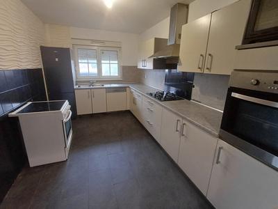 Appartement - 140 m² - 6 pièces