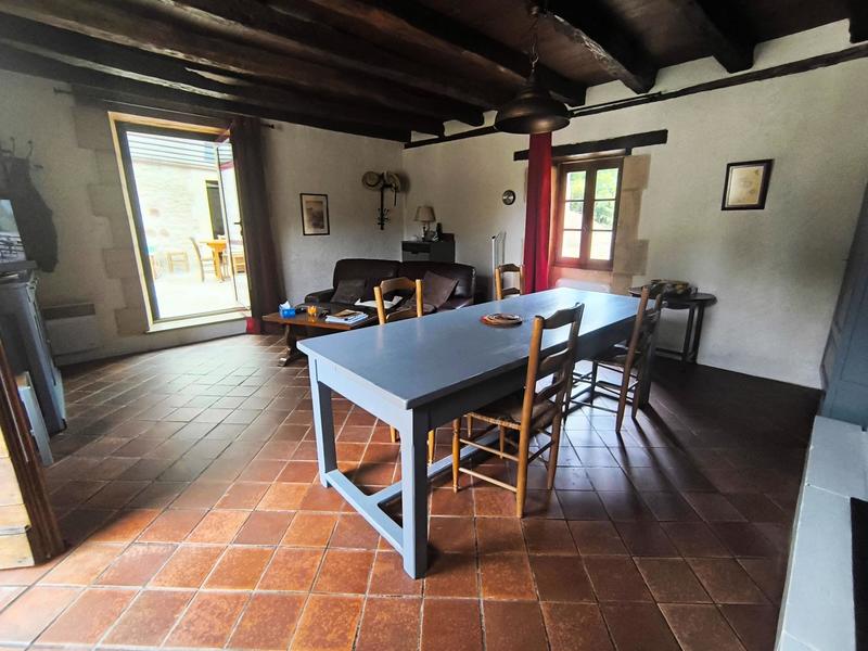 Maison - 180 m² - 7 pièces