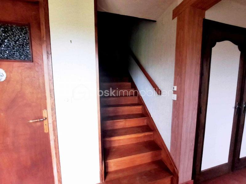 Maison traditionnelle - 163 m² - 6 pièces