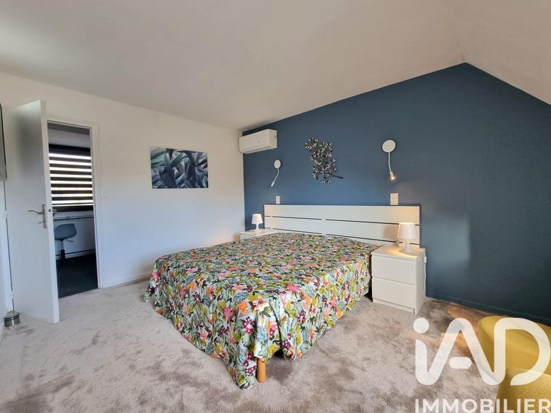 Maison - 249 m² - 9 pièces