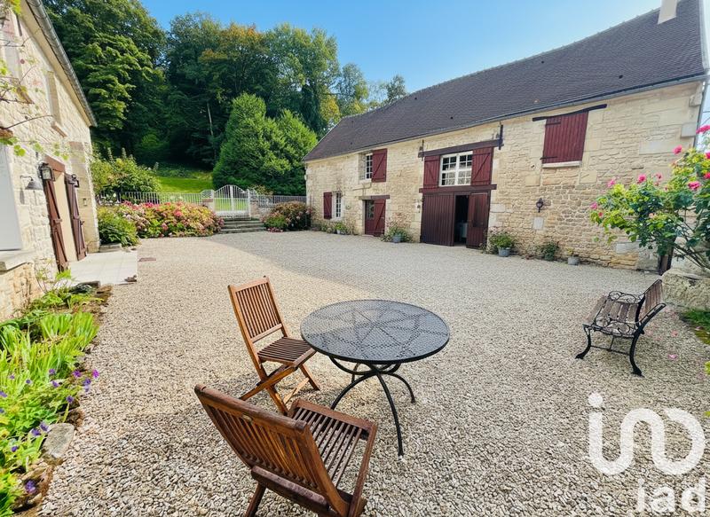 Maison - 275 m² - 9 pièces