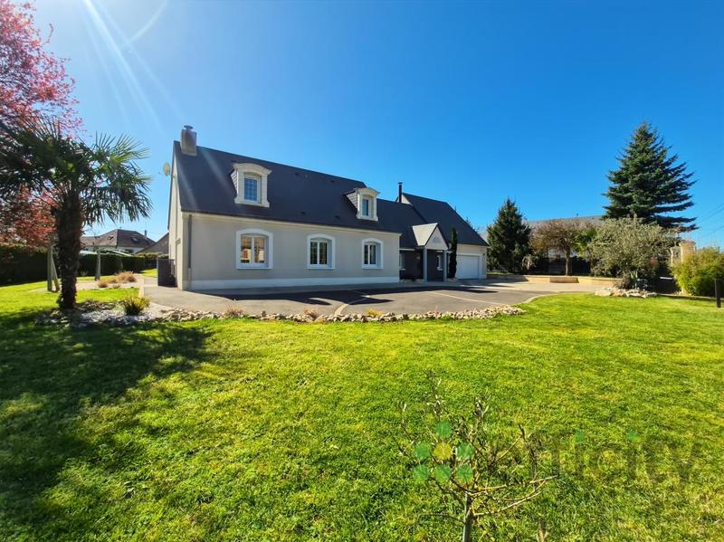 Pavillon - 190 m² - 7 pièces