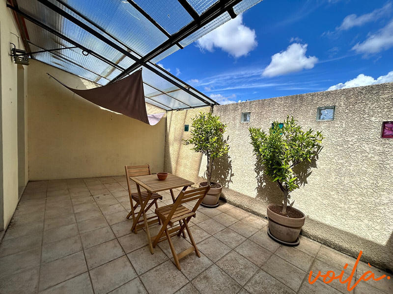 Maison - 410 m² - 9 pièces