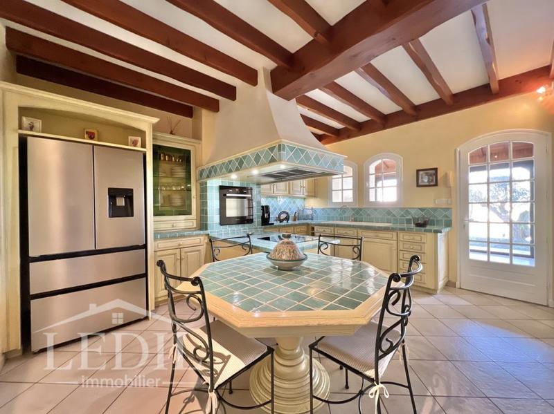 Maison - 188 m² - 6 pièces