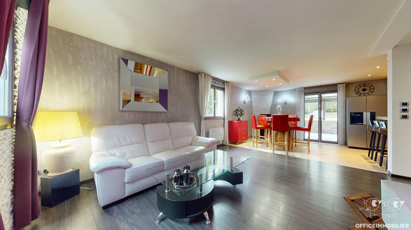 Maison - 114 m² - 6 pièces