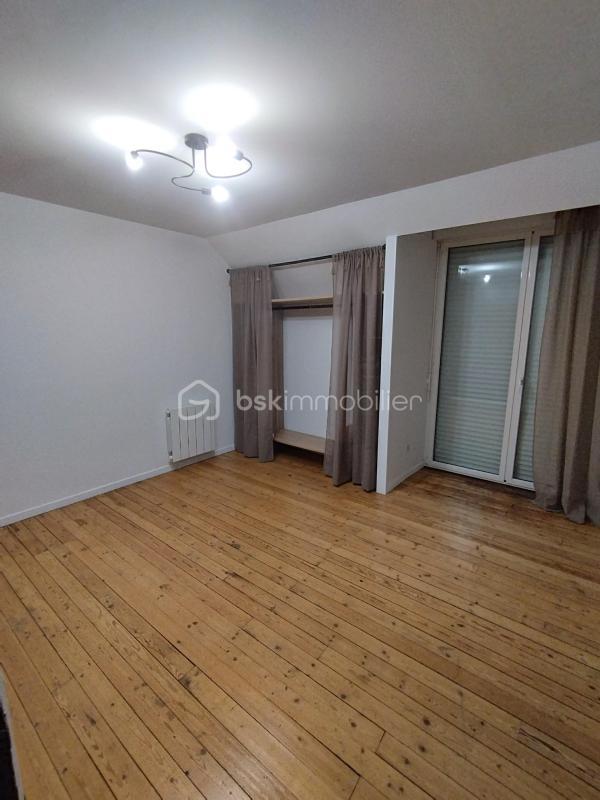 Maison bourgeoise - 111 m² - 5 pièces