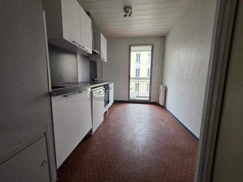 Appartement - 82 m² - 4 pièces