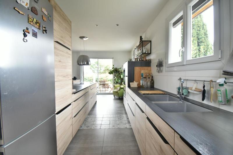 Villa - 203 m² - 6 pièces