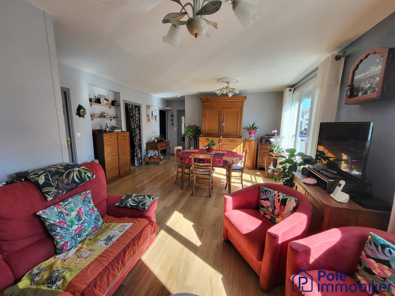 Appartement - 65 m² - 3 pièces