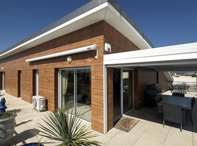 Appartement - 113 m² - 4 pièces