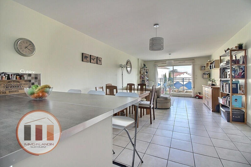 Appartement - 128 m² - 5 pièces