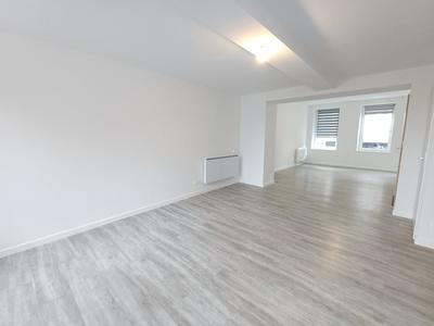 Appartement - 98 m² - 4 pièces