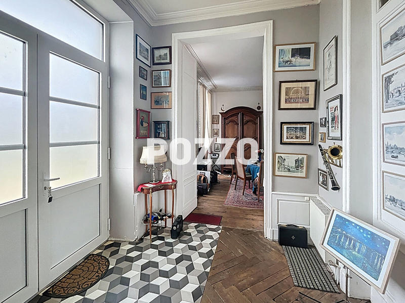 Maison - 165 m² - 7 pièces