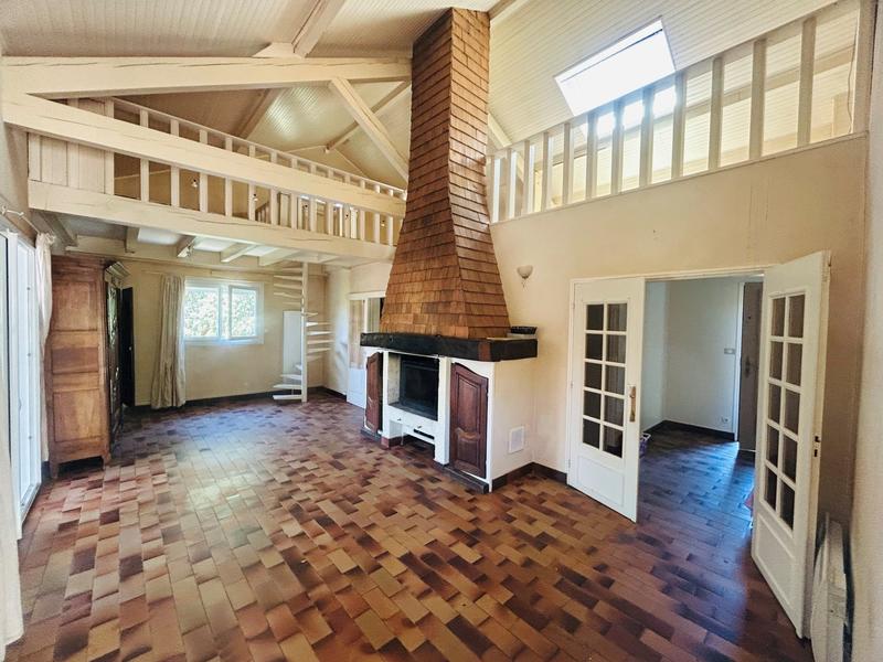 Maison - 170 m² - 5 pièces