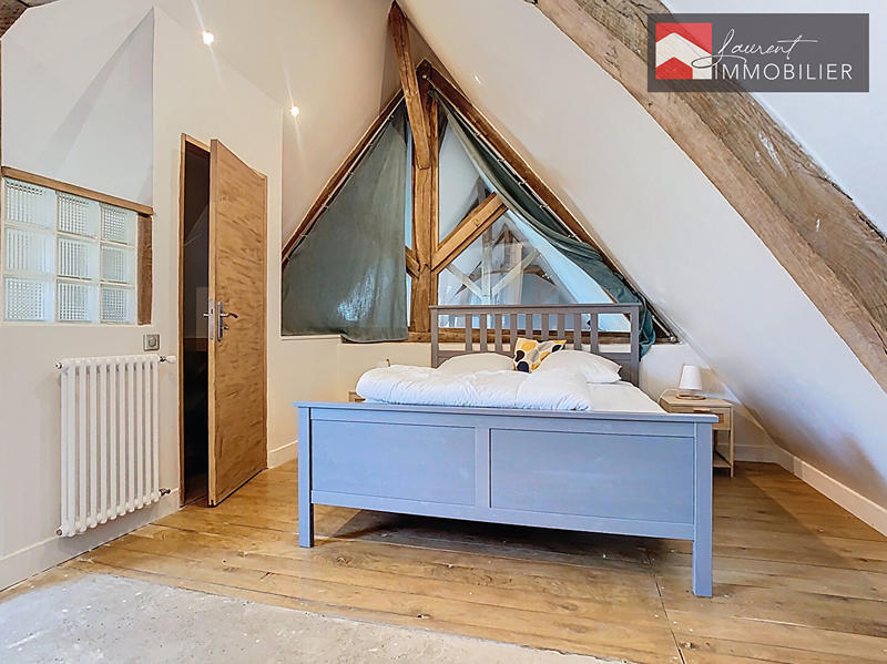 Maison - 199 m² - 5 pièces