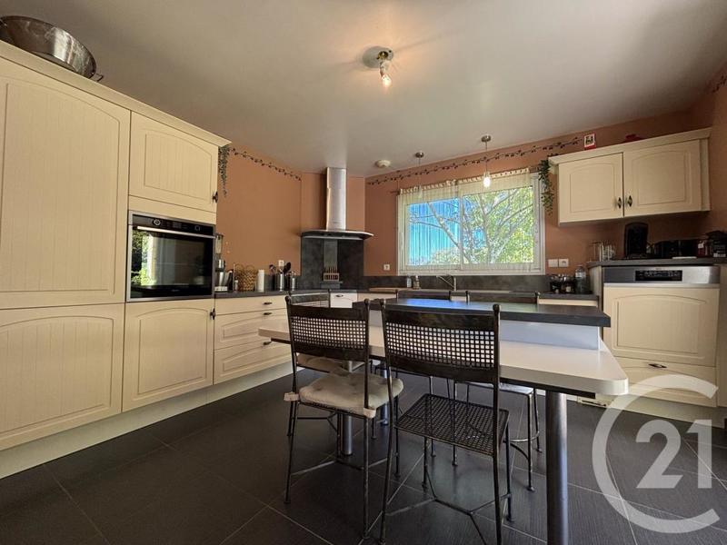 Maison - 144 m² - 6 pièces