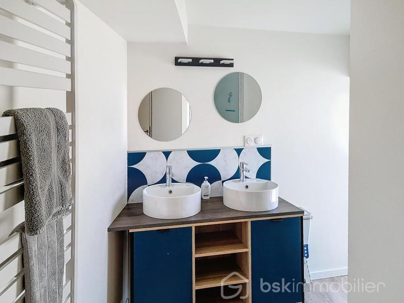 Maison de village - 259 m² - 8 pièces