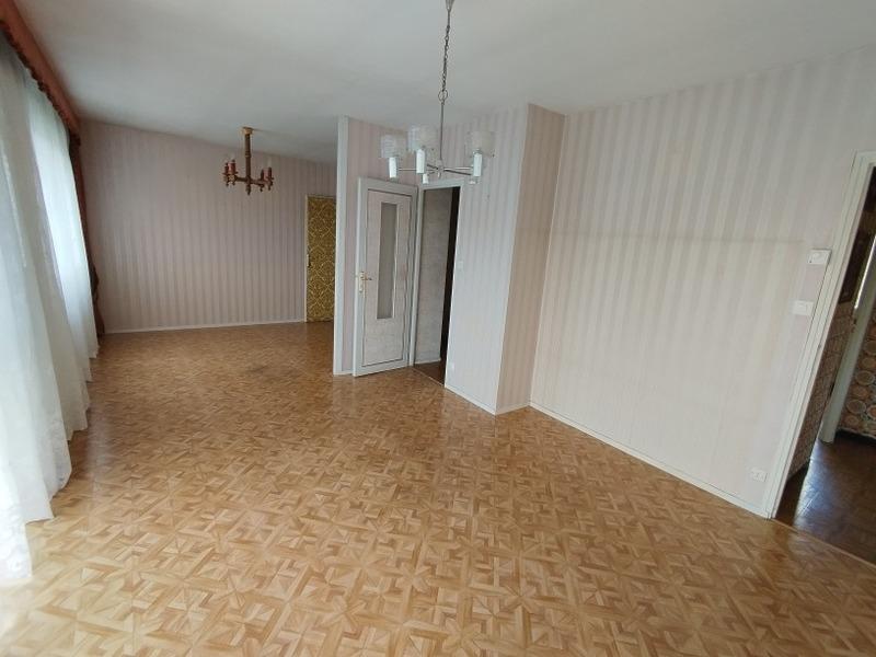 Maison - 98 m² - 6 pièces