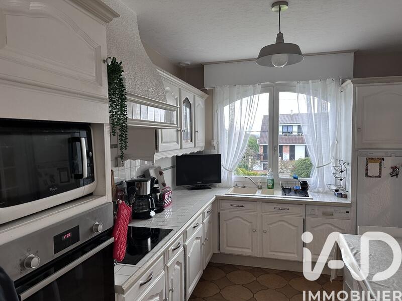 Maison - 145 m² - 7 pièces