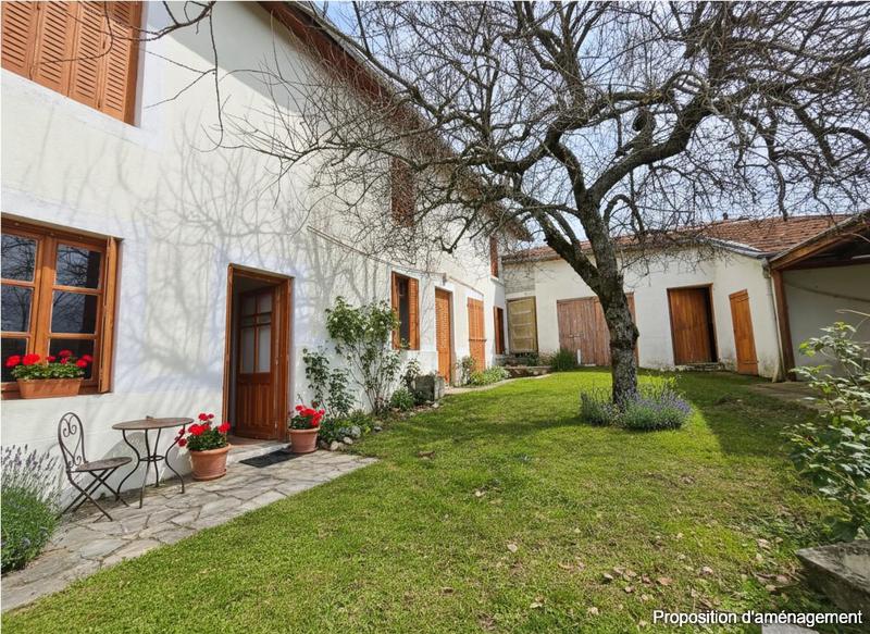 Maison - 106 m² - 7 pièces