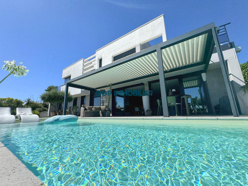 Maison contemporaine - 190 m² - 5 pièces