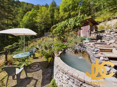 Maison - 75 m² - 4 pièces