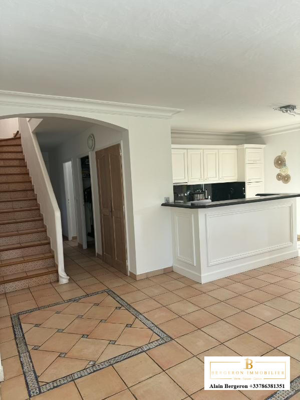 Villa - 122 m² - 4 pièces