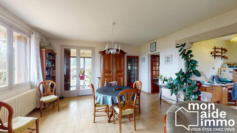 Maison - 145 m² - 5 pièces