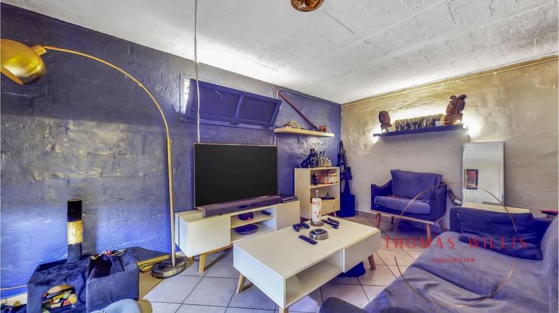 Maison - 177 m² - 8 pièces