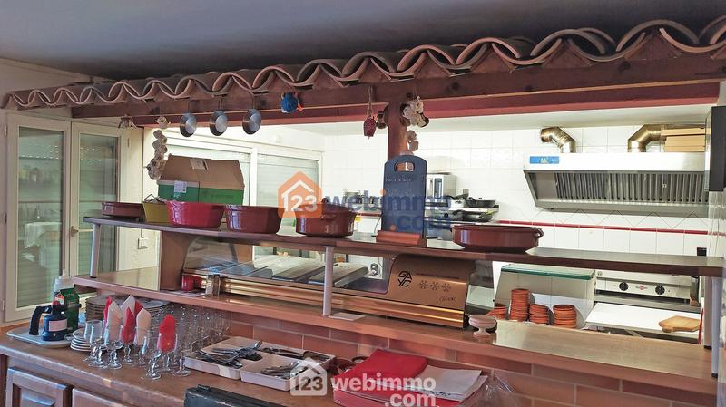 Local commercial - 75 m² - 1 pièce