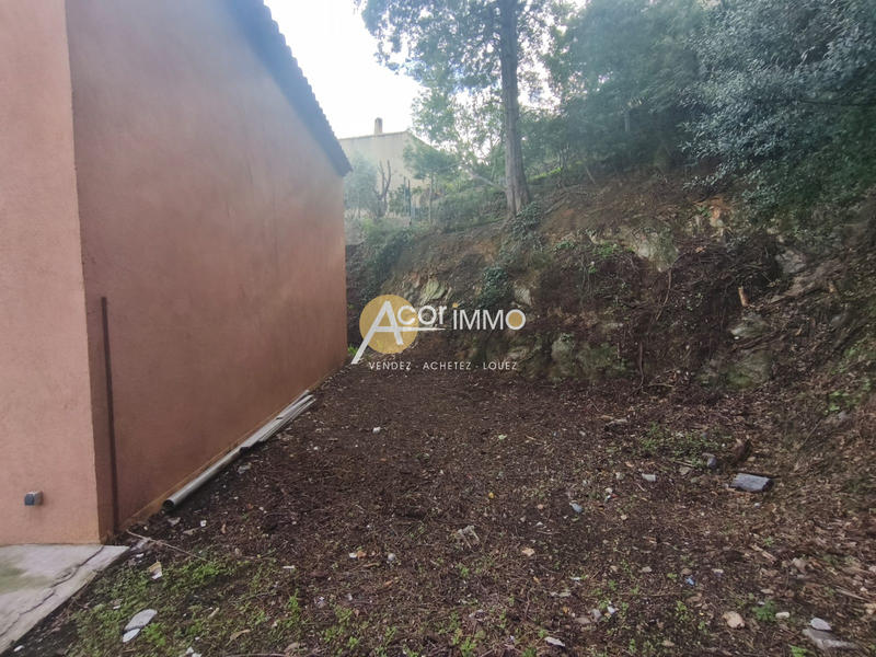 Villa - 95 m² - 5 pièces