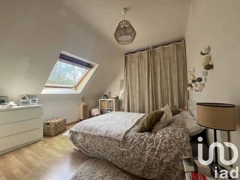 Maison - 95 m² - 5 pièces