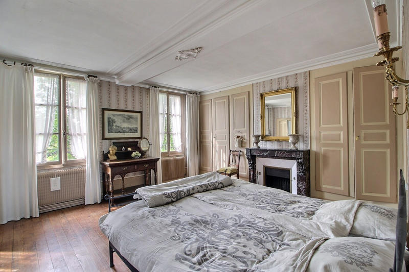 Demeure - 184 m² - 7 pièces