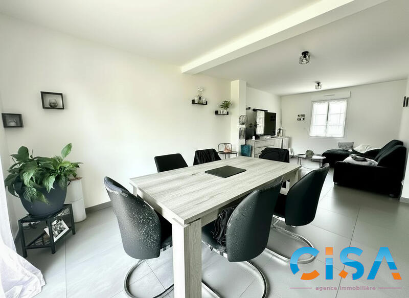 Maison - 127 m² - 7 pièces