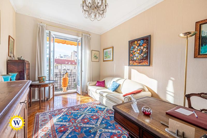 Appartement - 102 m² - 4 pièces