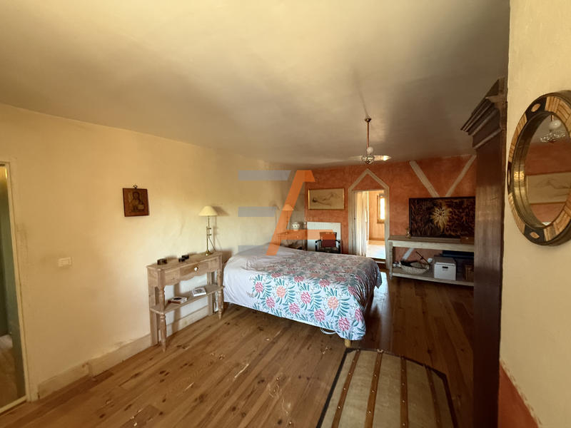 Maison - 175 m² - 6 pièces