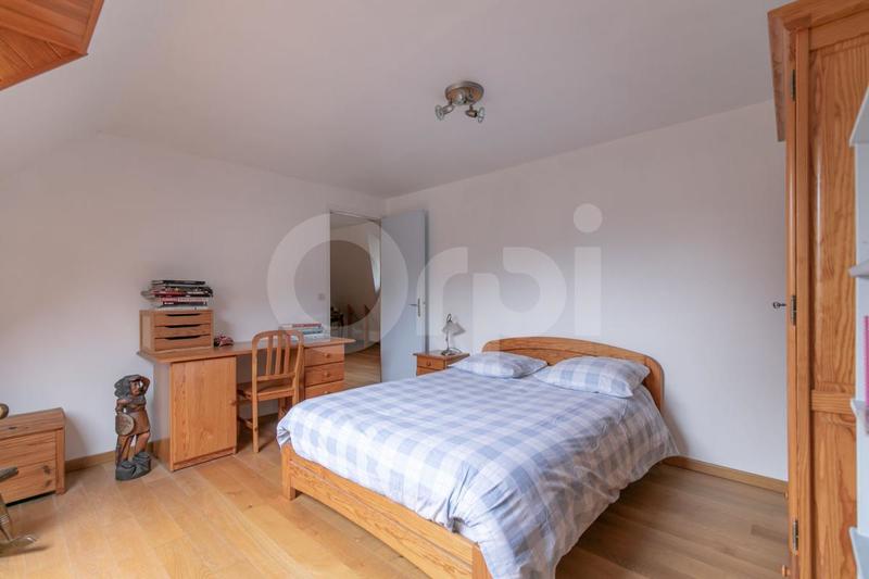 Maison - 138 m² - 6 pièces