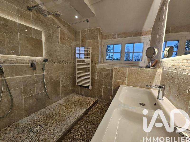 Maison - 157 m² - 7 pièces