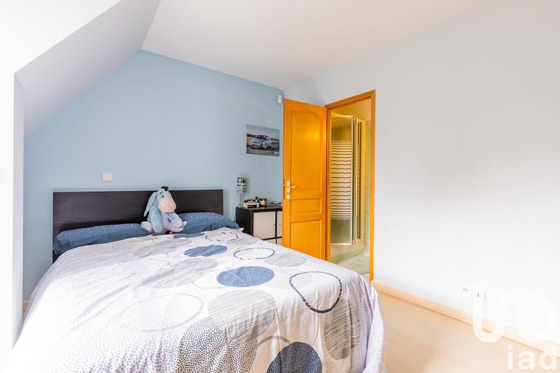 Maison - 220 m² - 10 pièces