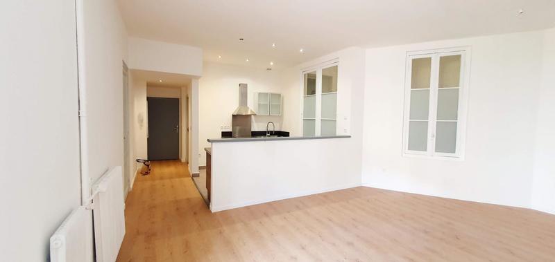 Appartement - 96 m² - 4 pièces