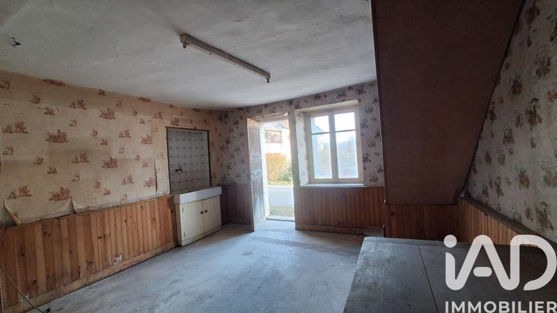 Maison de village - 250 m² - 2 pièces