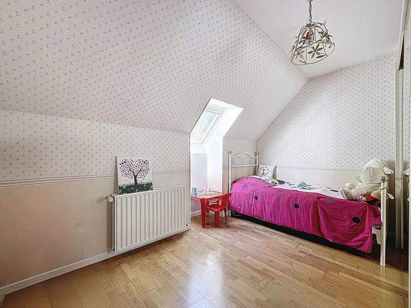 Maison - 177 m² - 6 pièces