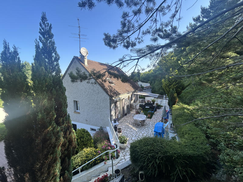 Maison - 106 m² - 6 pièces